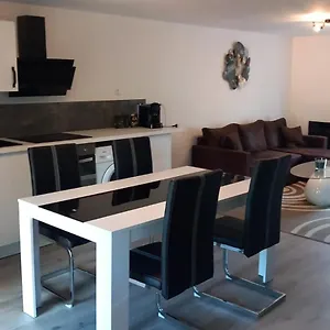 4 Personnes Appartement